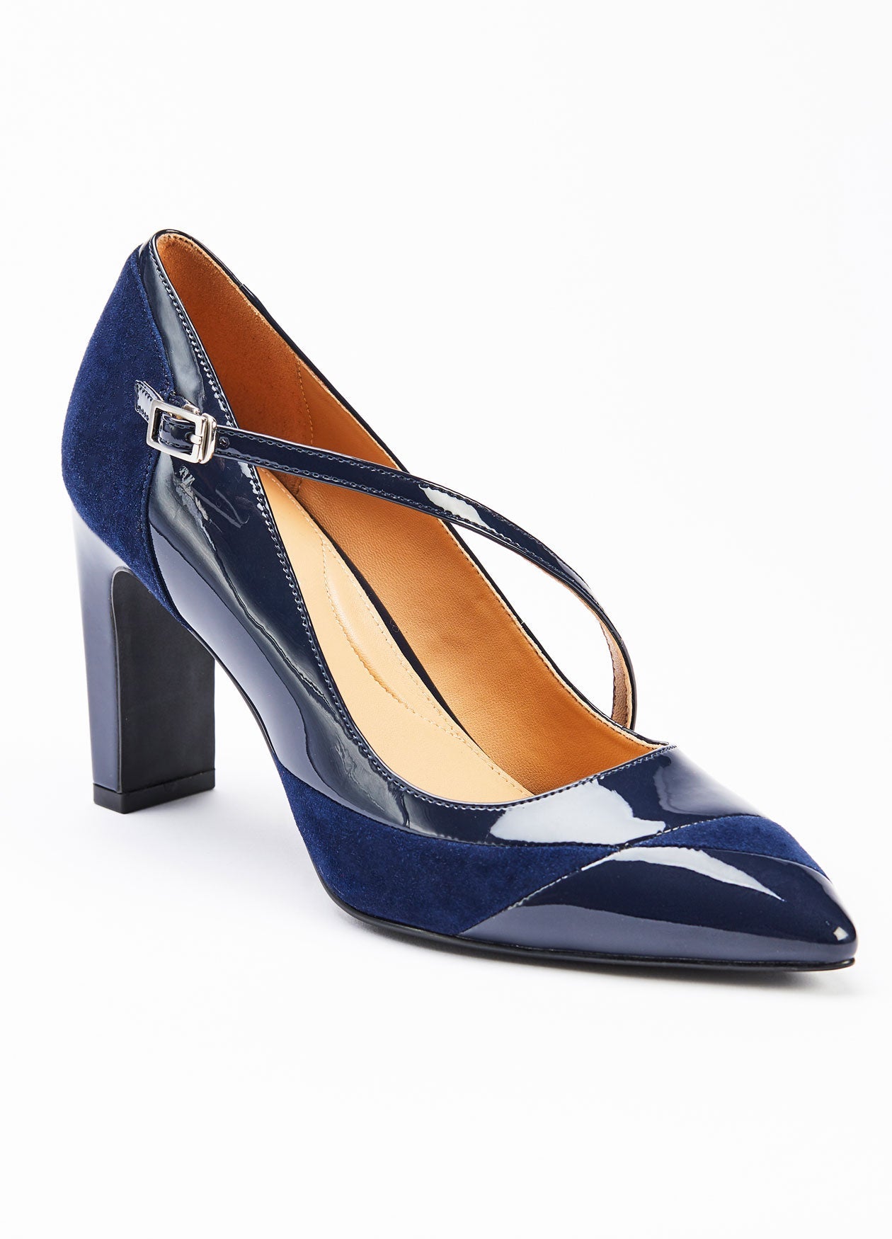 Luly Yang | Aura Shoes