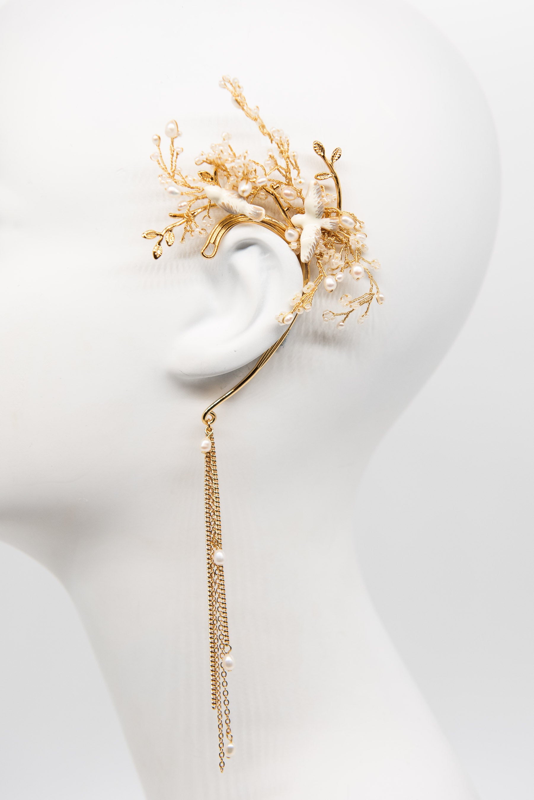 Dove and Pearl Branch Earcuff