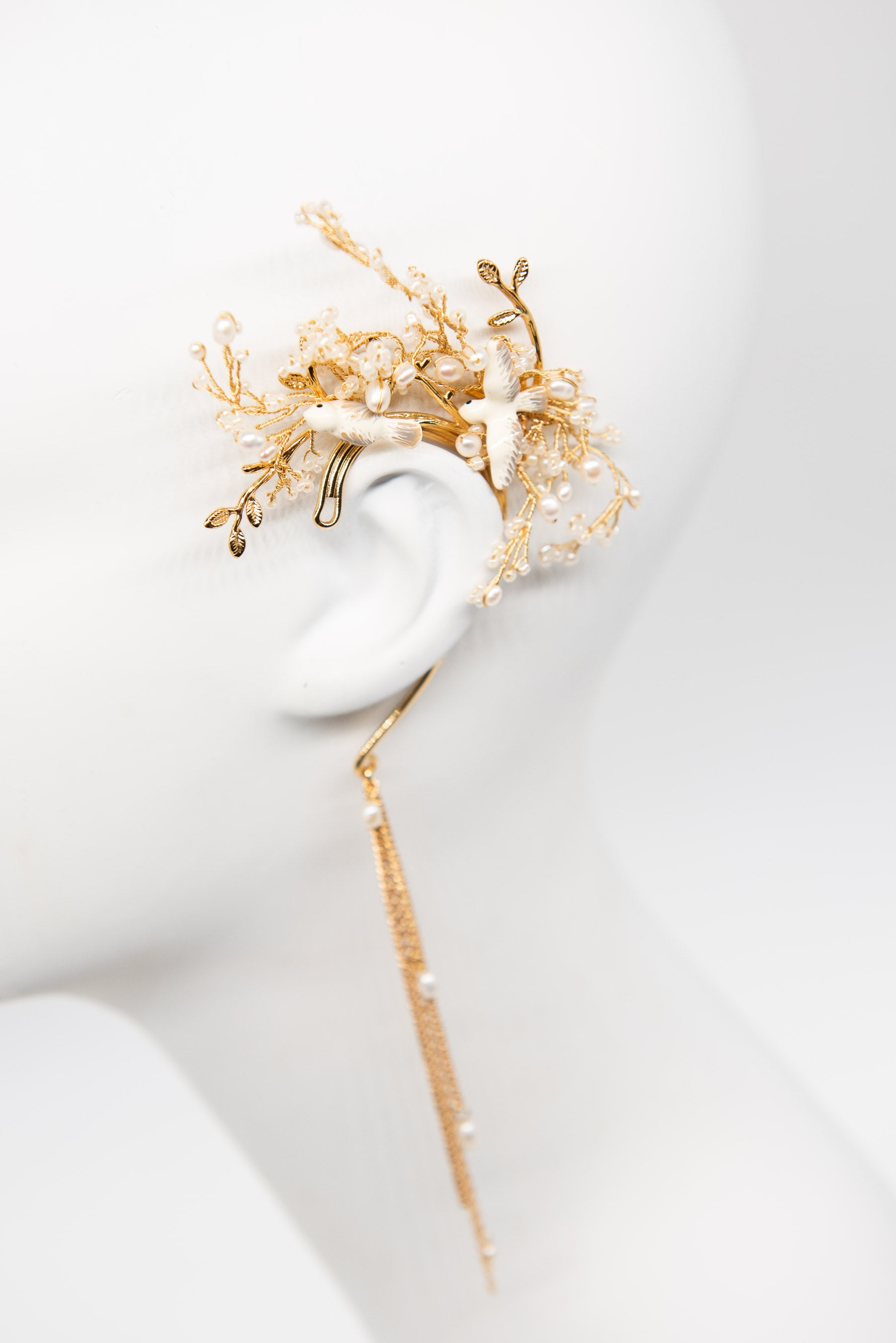 Dove and Pearl Branch Earcuff