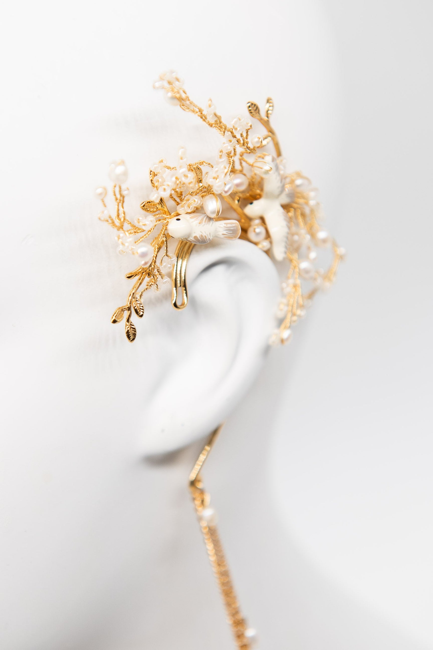 Dove and Pearl Branch Earcuff