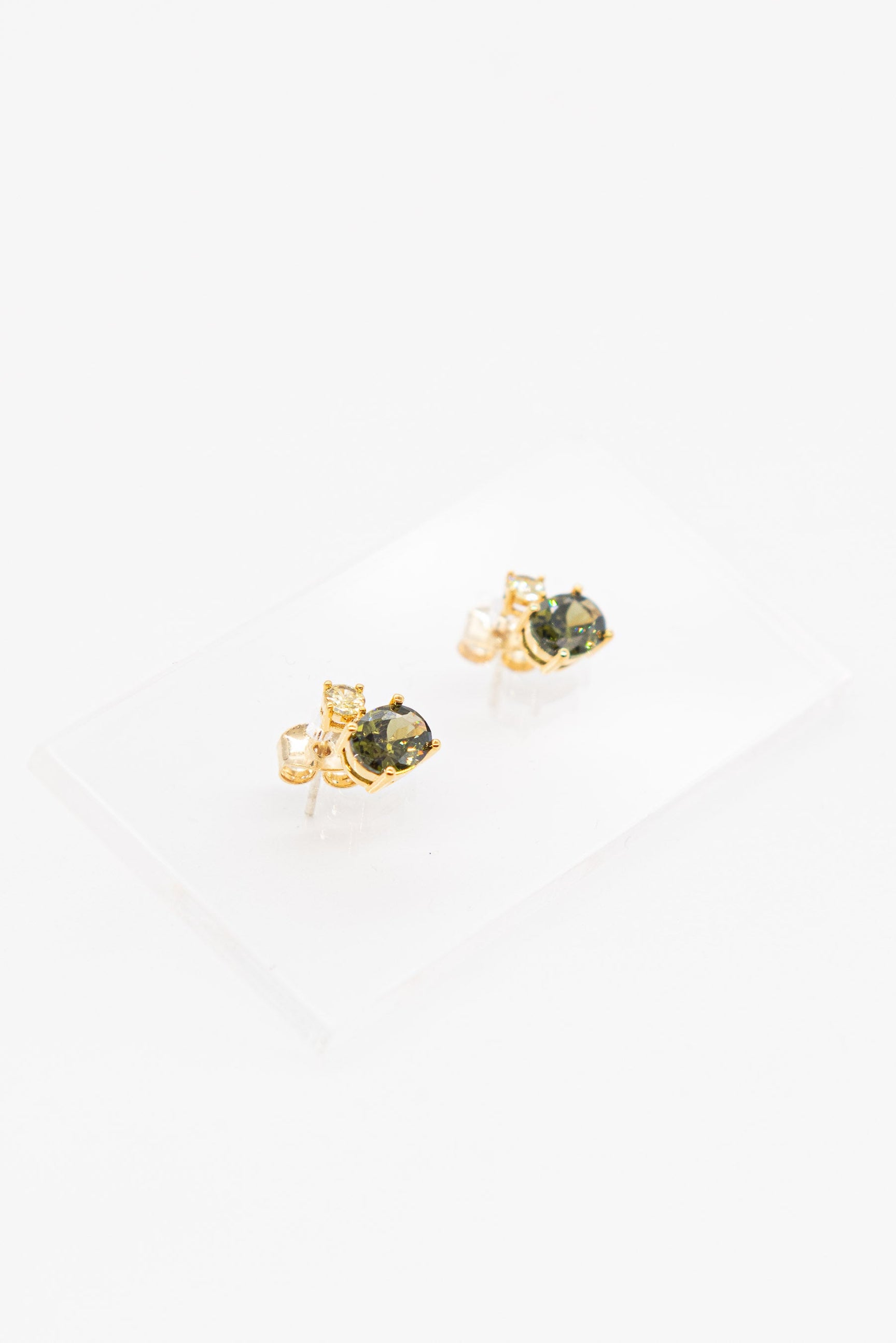 Elle Stud Earrings- SOLD OUT