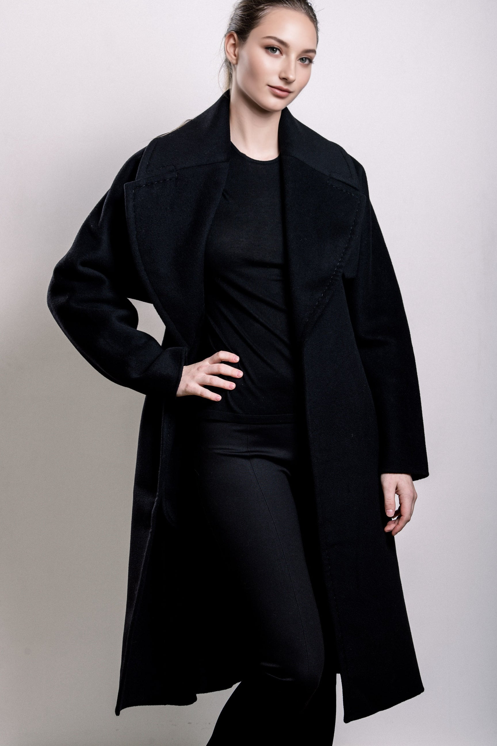 Demi-Couture Cashmere Double Breasted Overcoat - Black