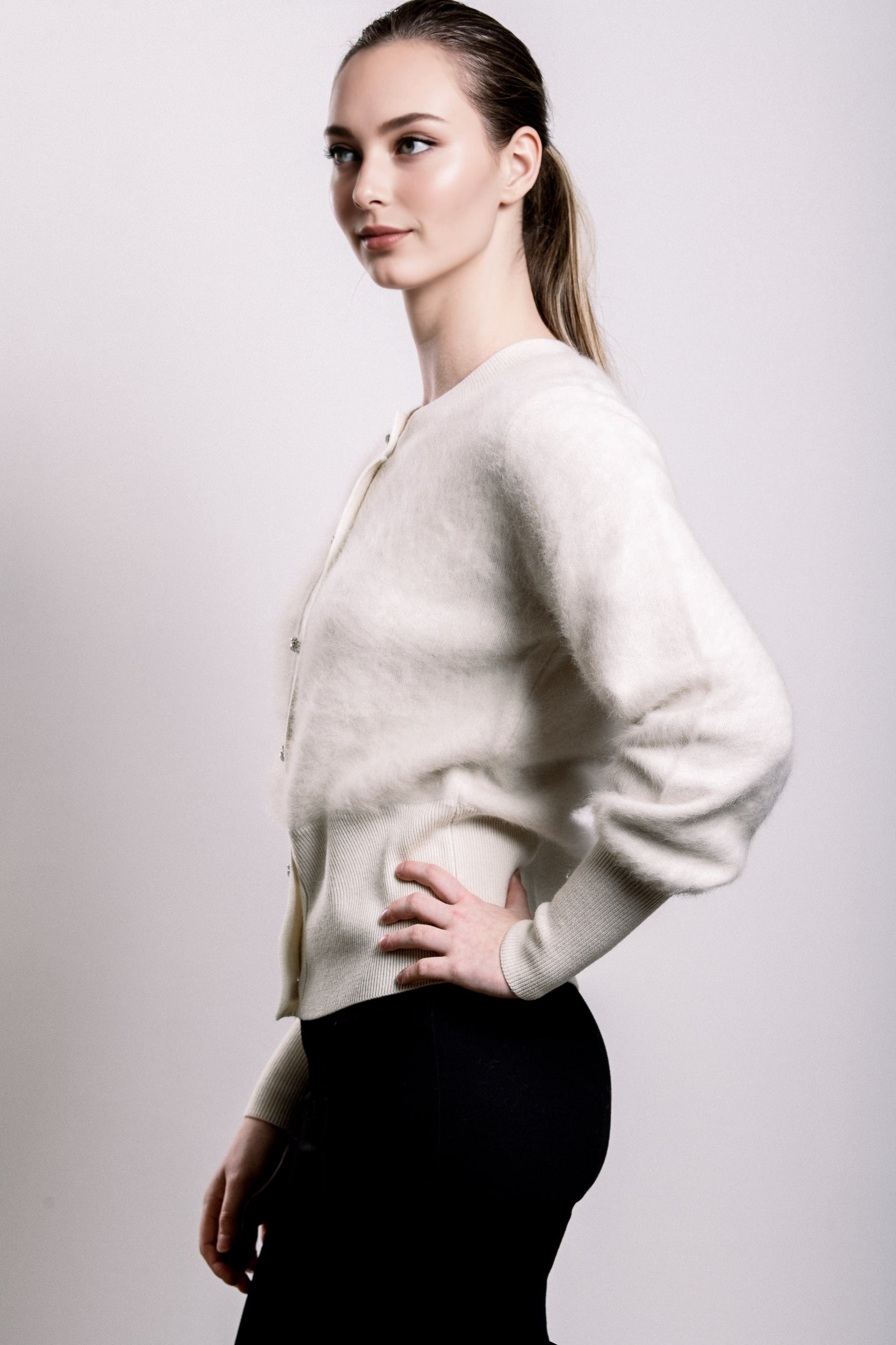 Cashmere & Fox Cardigan - White