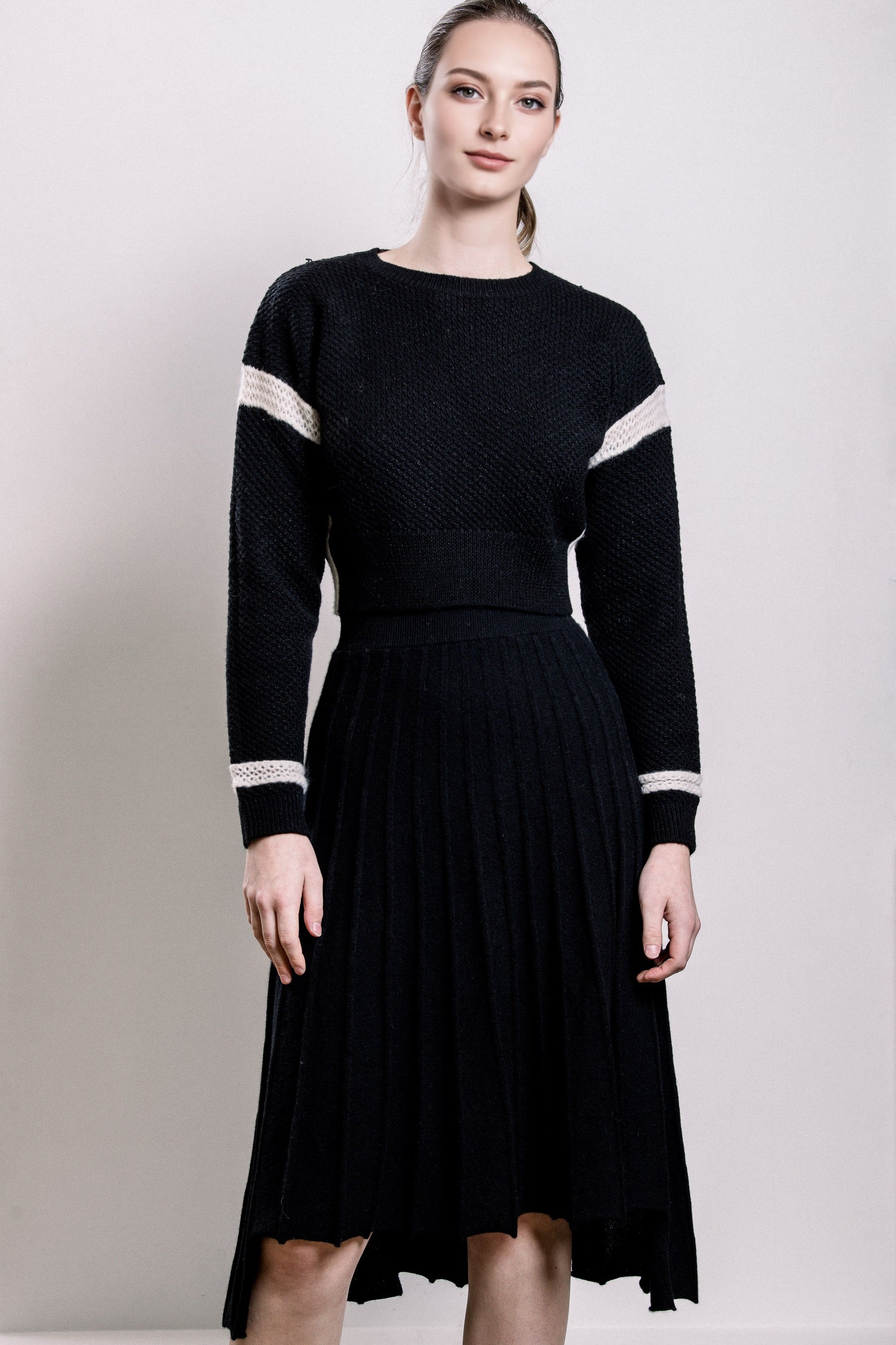 Cashmere & Wool Cropped Sweater