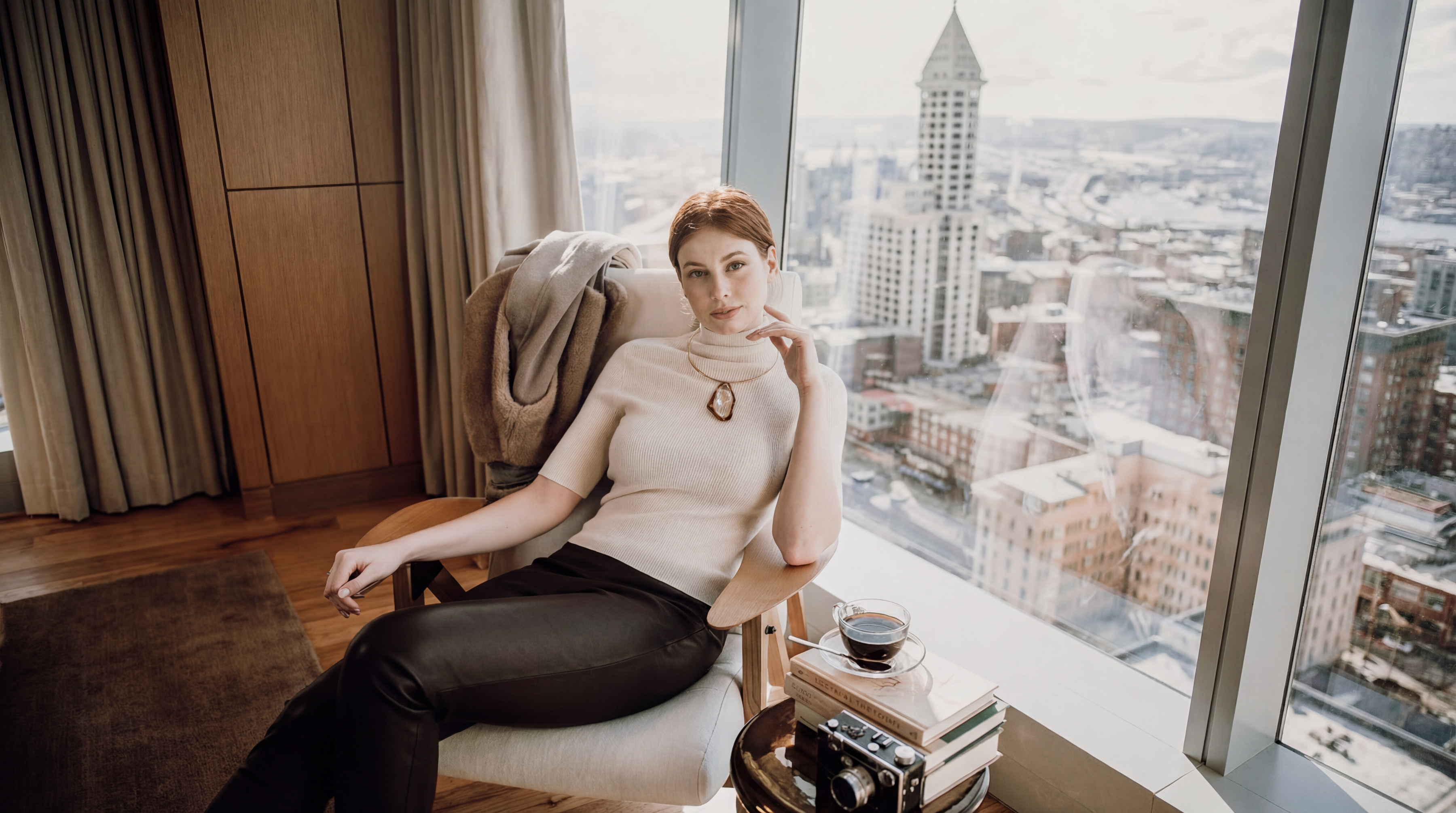 100% Cashmere Short Sleeve Turtle Neck Sweater - Nature White