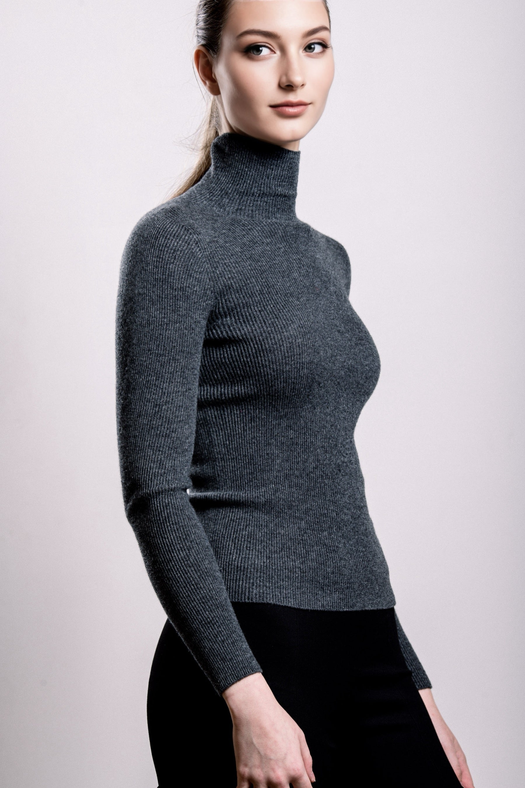 Cashmere Turtle Neck Sweater - Slate