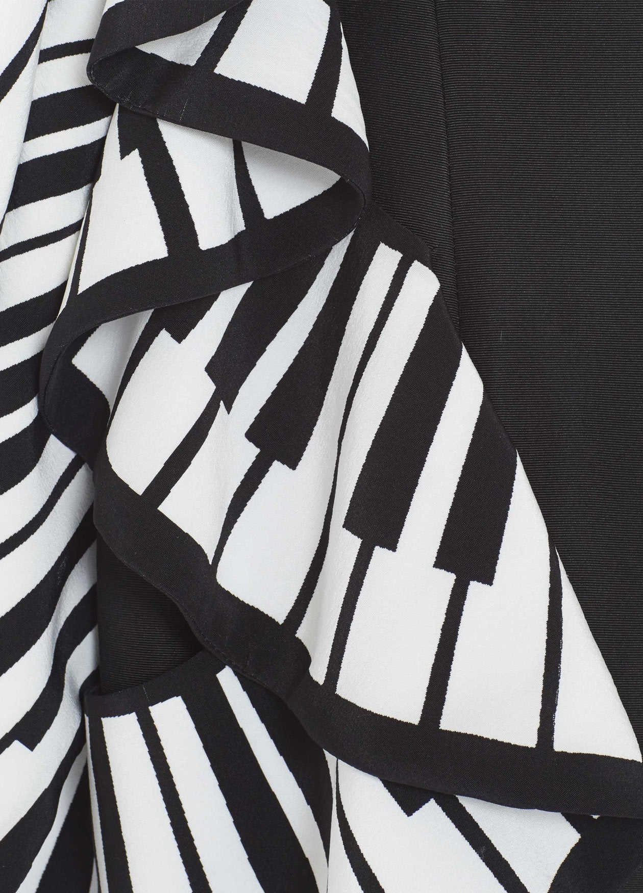 Luly Yang | Key to Couture