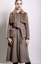 Load image into Gallery viewer, Demi-Couture Fur Trim Overcoat