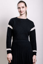 Load image into Gallery viewer, Cashmere &amp; Wool Cropped Sweater