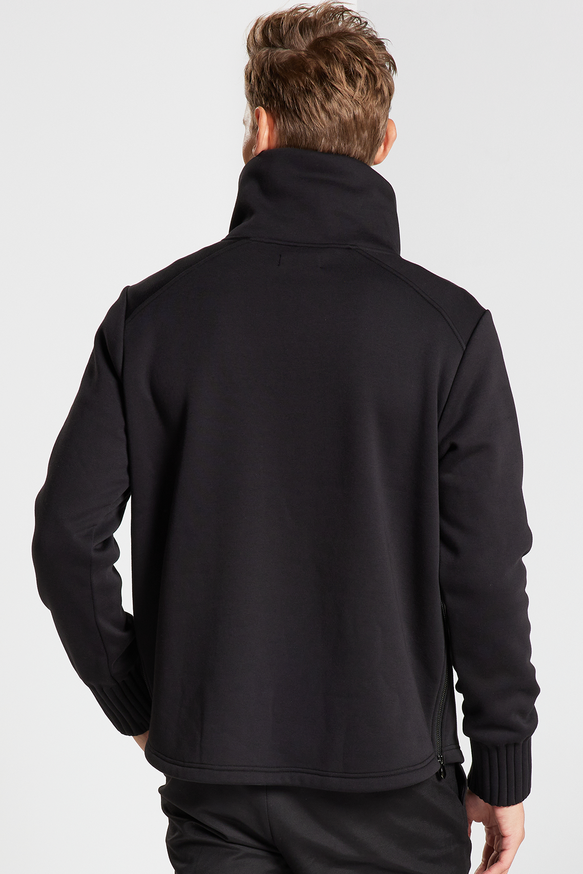 At Ease Pullover - Black