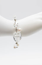Load image into Gallery viewer, Crystal and Pearl Bracelet