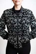 Load image into Gallery viewer, Women&#39;s Dazzling Crystal Jacket