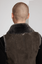 Load image into Gallery viewer, Flyer Shearling Vest